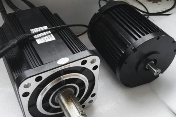 如何降低交流低壓交流電機運行期間的噪音？