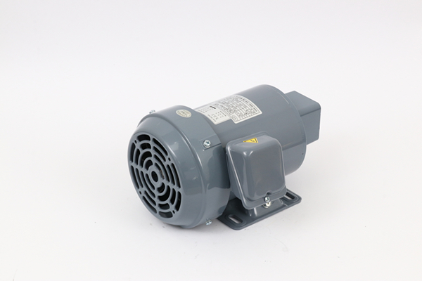 三相交流電機運行期間噪音大是怎么回事?