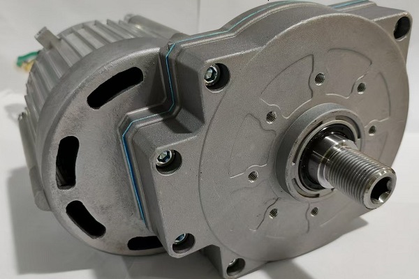 直流無刷電機的安全保護措施和保養方法